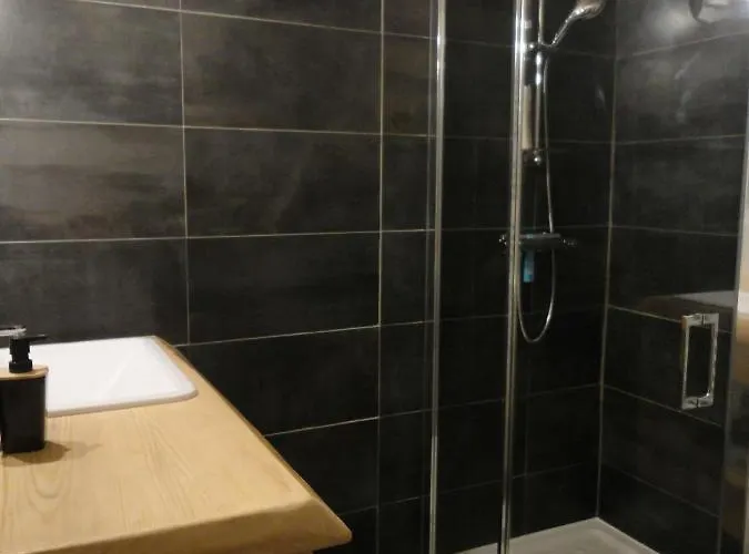 La Ferme Sous Les Hiez 3*