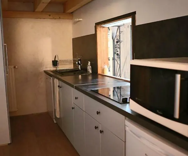 Penzion La Ferme Sous Les Hiez 3*