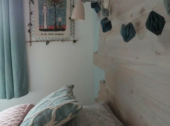 La Ferme Sous Les Hiez 3*