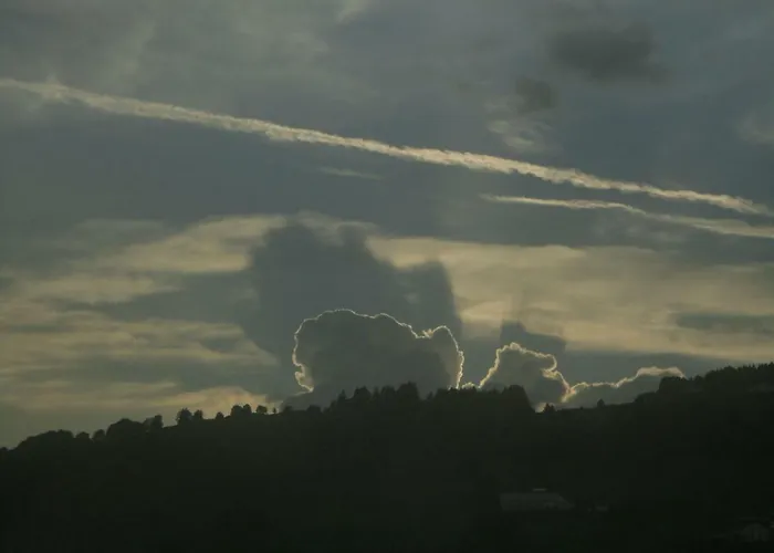 La Ferme Sous Les Hiez 3*